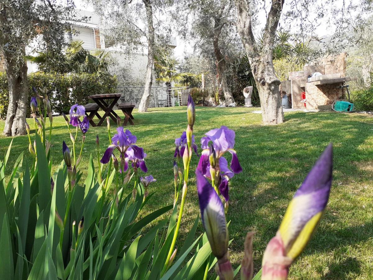"Casabana" - Relax Tutto L'Anno - Giardino - Piscina Top Малчезине Екстериор снимка