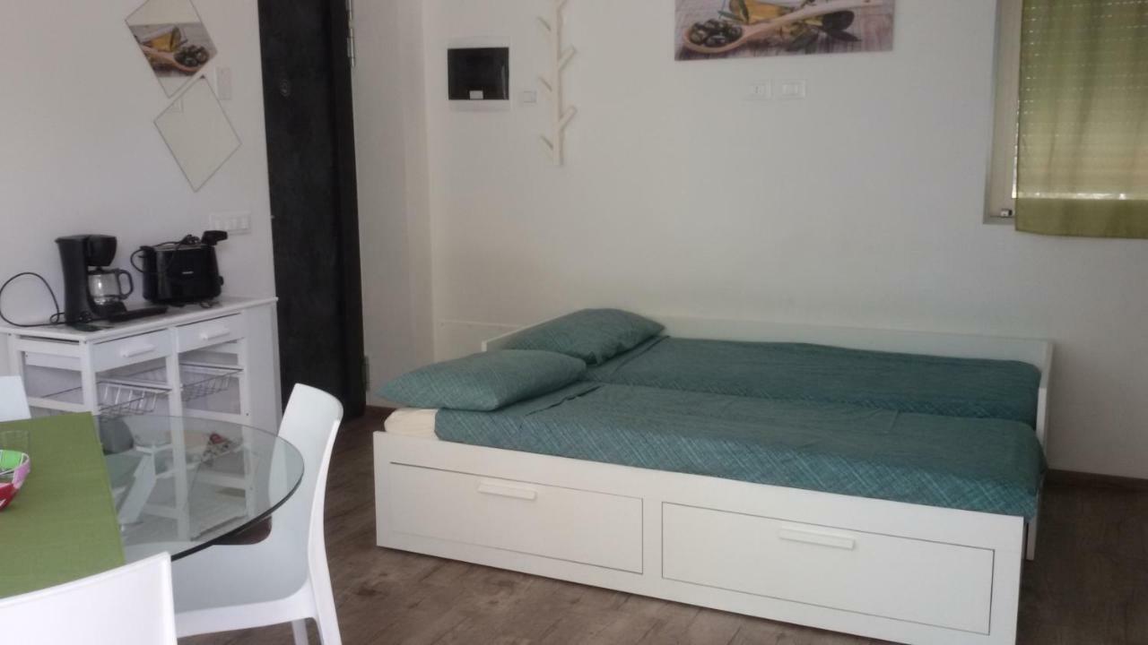 "Casabana" - Relax Tutto L'Anno - Giardino - Piscina Top Малчезине Екстериор снимка